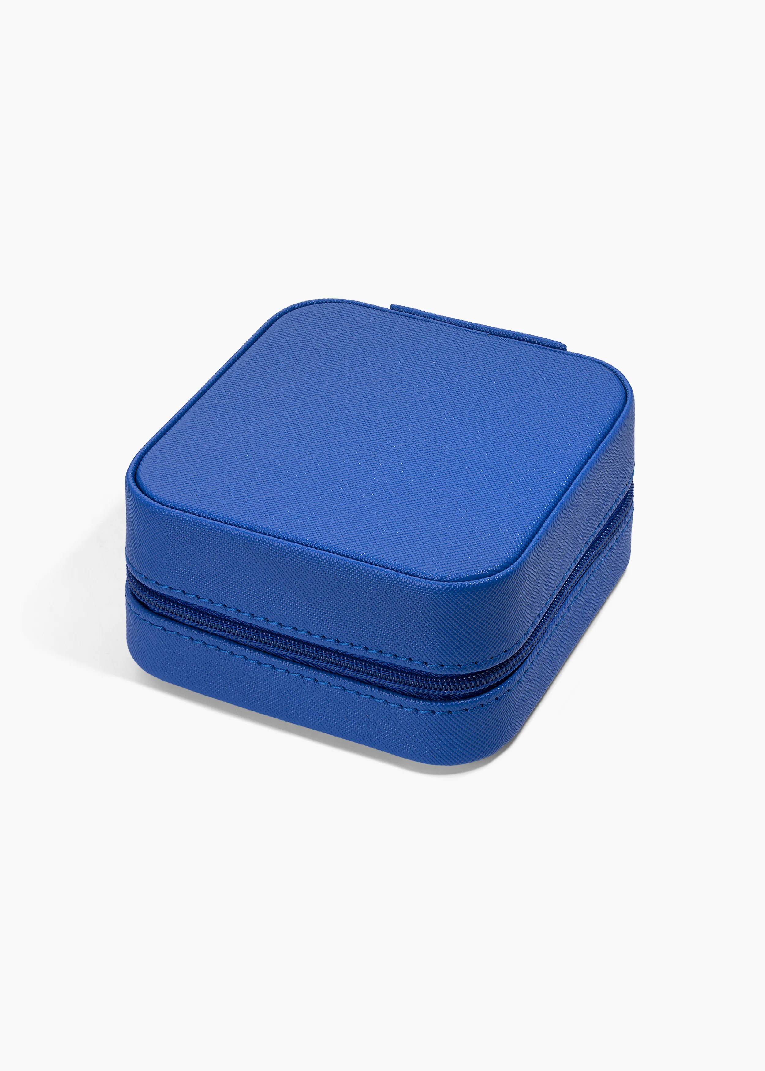 Saint Spritz Travel Trunk - Image 3